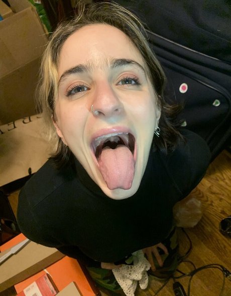 Sally Burtnick modèle exclusif img