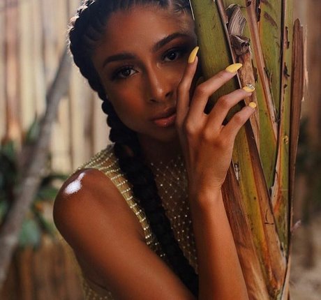 AlessiaSays star du porno photo