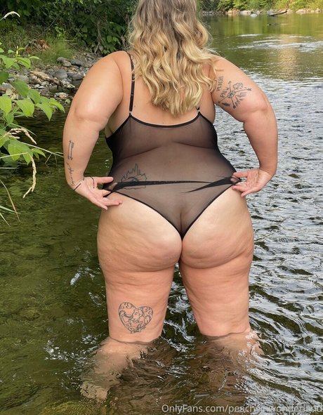 peachyinwonderland haut étoile galeries