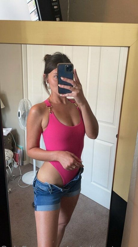 nu en extérieur onlyfans qualité supérieure galerie