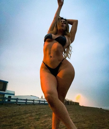 Fatima Segovia_ meilleure étoile galerie