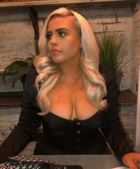 libbyrebecca star du porno chaud archive