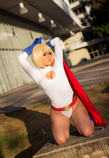 blonde en forme onlyfans exclusif chaud archive