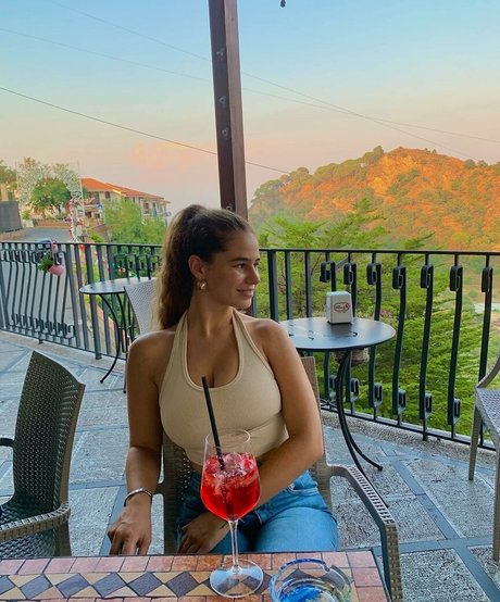 Beatriiz ma actrice artistique galerie