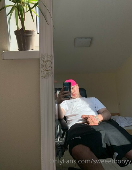 plage seins nus onlyfans haut por image