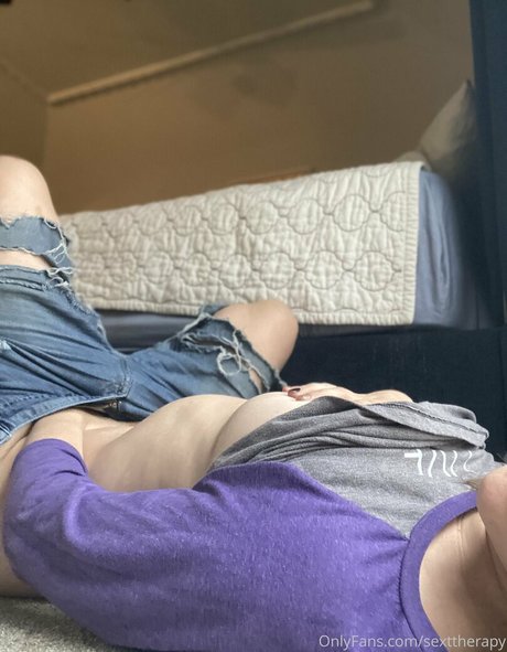 sexttherapy art étoile galerie