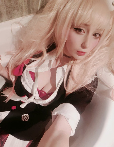 x meki top star photo