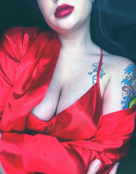 chaton courbé onlyfans chaud en haute qualité des photos