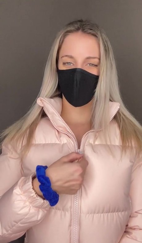 Kiera Young étoile hd galeries