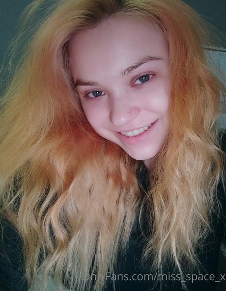 miss space x star du porno hd archive