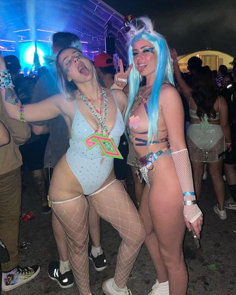 Kelsey Remige nus étoiles collection