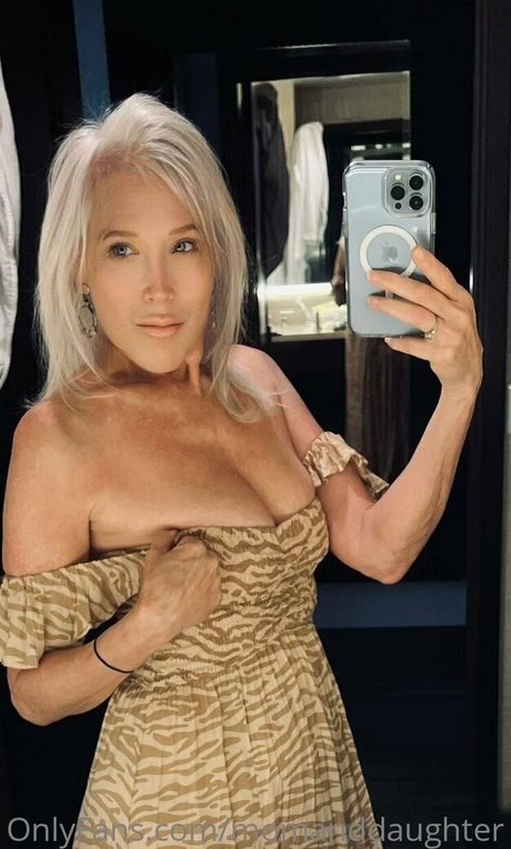 suzieandhannahfree modèle de sexe des photos