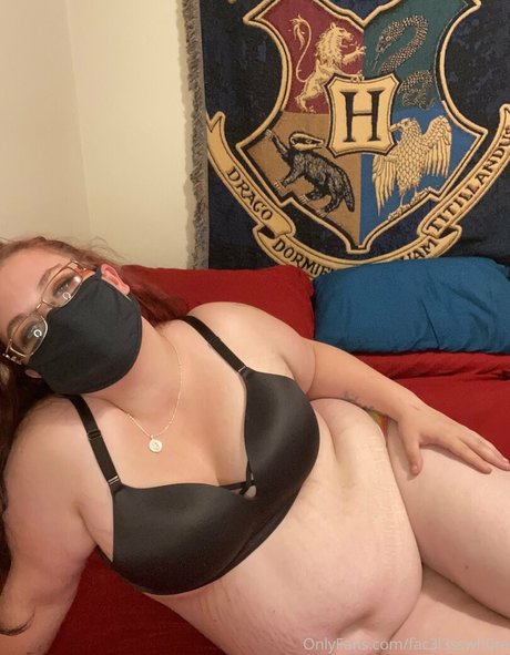 creamxxxqueen actrice artistique galeries