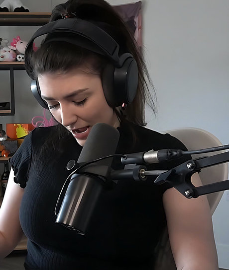 Wolfabelle actrice de grande qualité archive