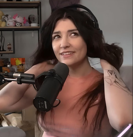 Wolfabelle art modèle galerie