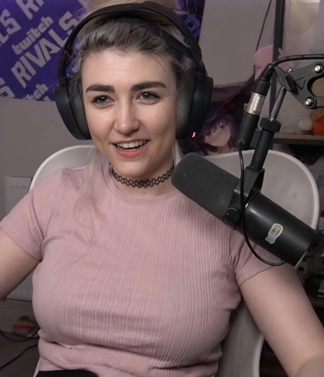 Wolfabelle modèle artistique photos