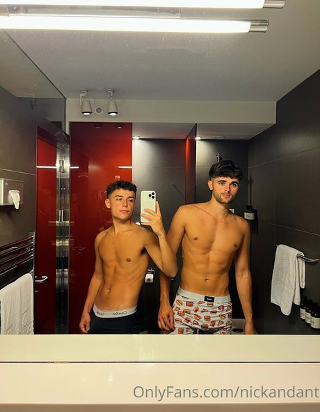 énorme gode onlyfans joli art photos