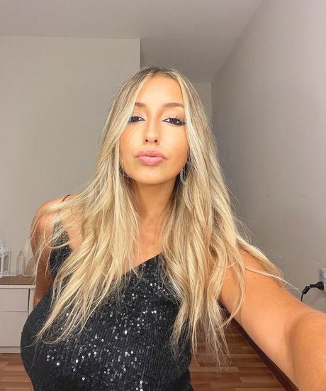 bisexuel mmf onlyfans joli art images