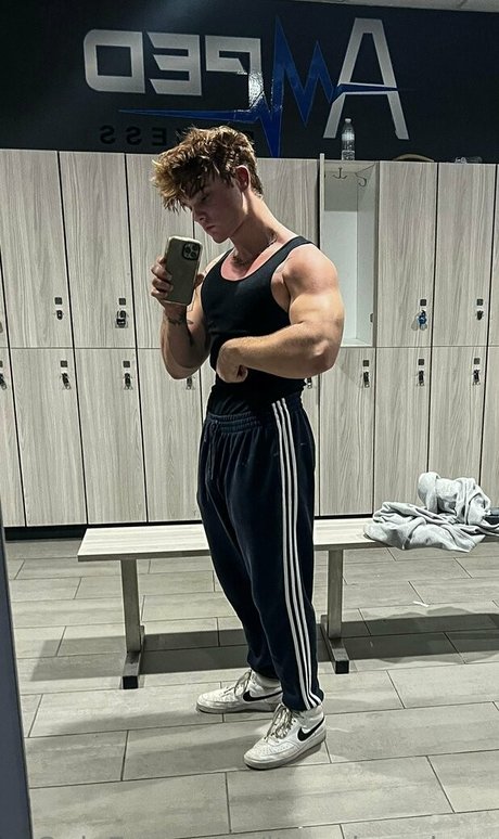 itscodyandrew belle actrice galerie