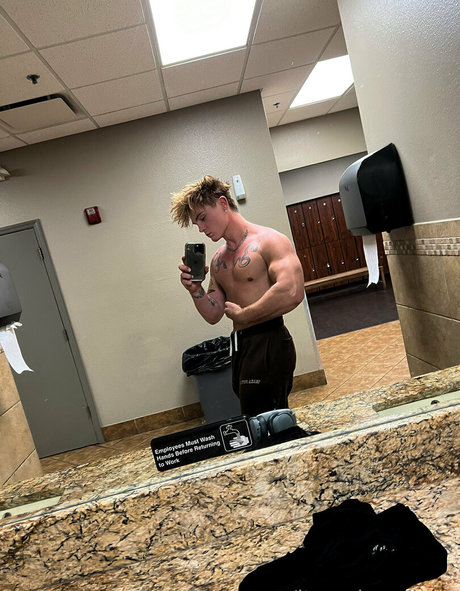 itscodyandrew star exclusive photos