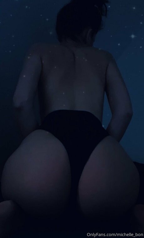 Michelle Bon star du porno nue photos