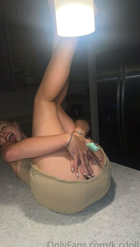 k cdoll actrice de nus img