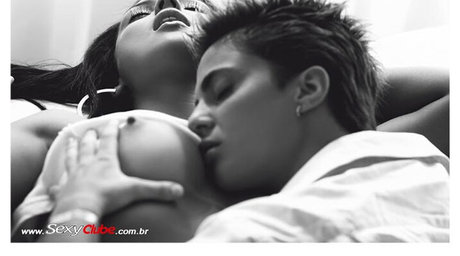 Julia Paes star du porno adulte collection