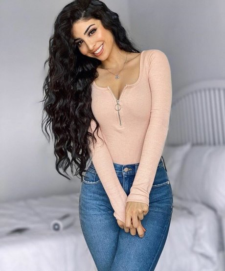 Elwa Saleh étoile magnifique collection