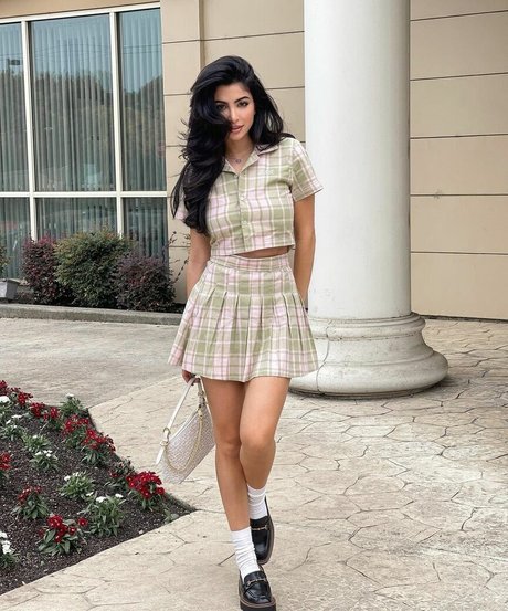 Elwa Saleh actrice chaude photos