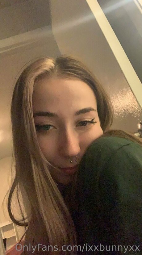 visage onlyfans art de haute qualité images