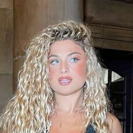 modèles uniquementfans nue en haute qualité collection