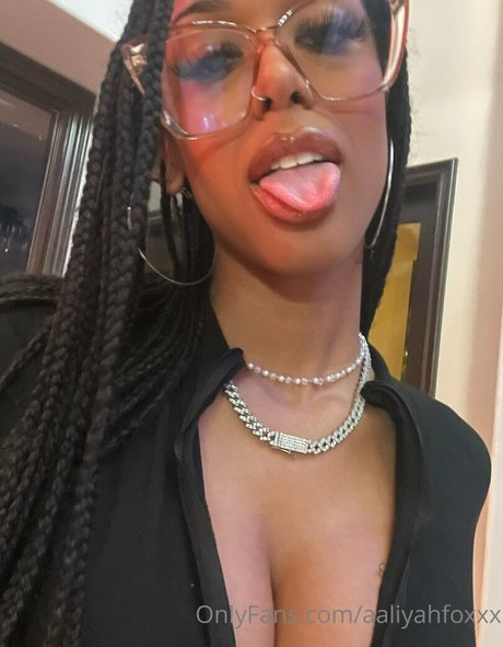 aaliyahfoxxx modèle de haute qualité galerie