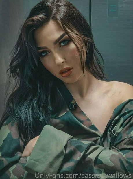 cassie swallows jolie actrice galerie