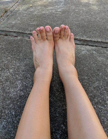 fans asiatiques de findom uniquement nu en haute qualité des photos