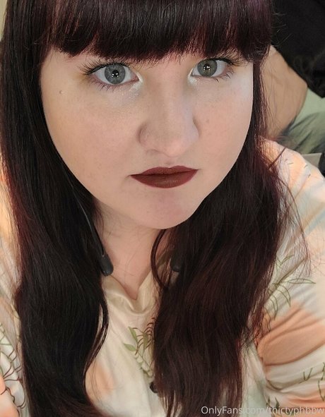 thictyphbbw actrice de grande qualité image