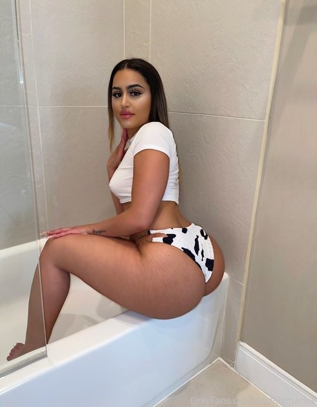 keishlymariee haut étoile galeries