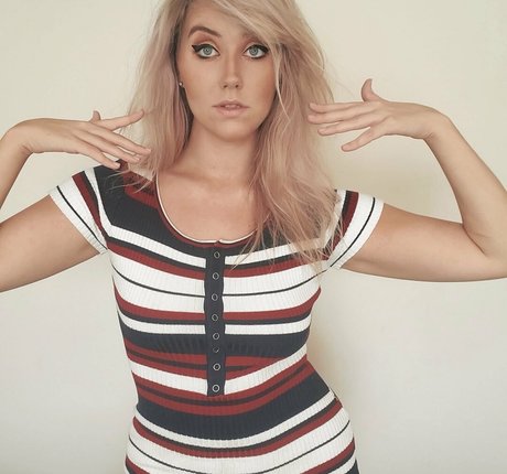 bigblueeyes666 modèle chaud galeries