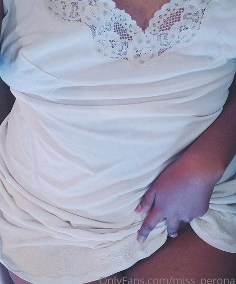 miss perona belle étoile image