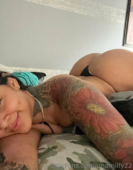 unamilfy22 star du porno gratuit photo