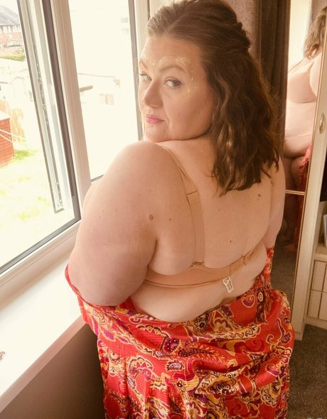 fans de célébrités uniquement sexe artistique archive