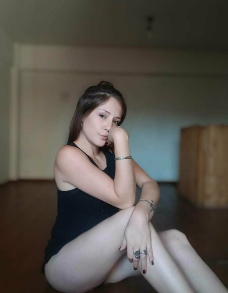 babymeeli star du porno adulte image