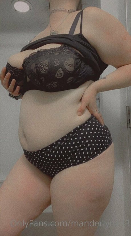 manderlyn143 modèle chaud galerie