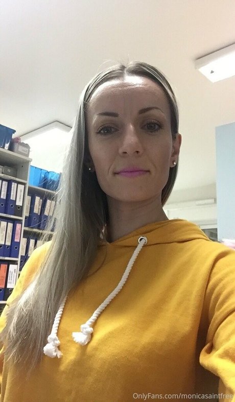 monicasaintxxx modèles nus image