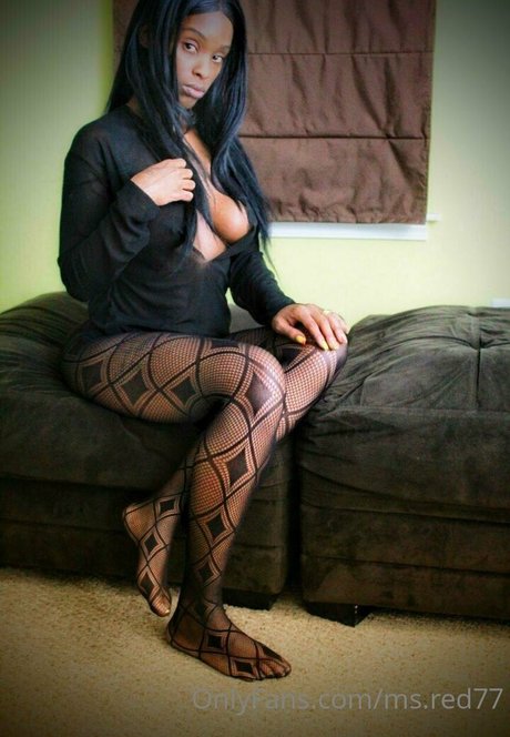 ms red77 actrice img