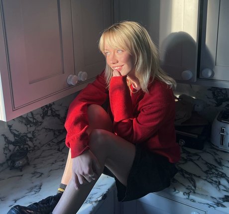 Lola Clark belle actrice img