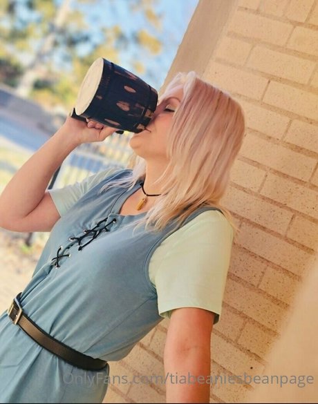 realprincesstiabeanie star du porno sympa img