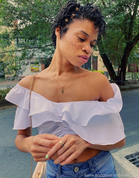 goddessrosiereed modèle érotique photo