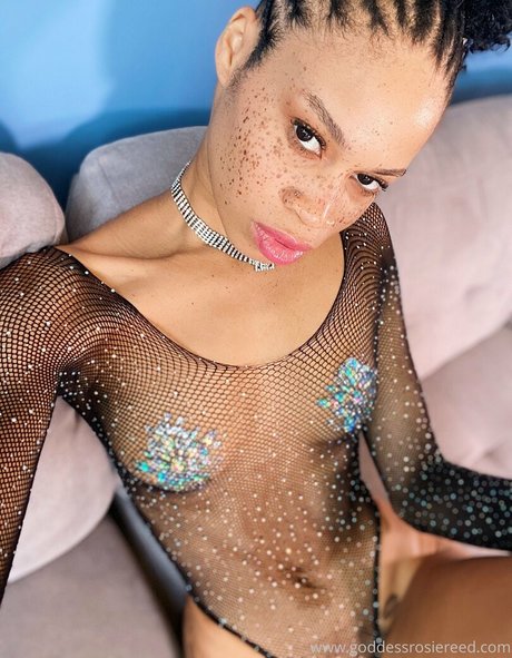 goddessrosiereed star du porno érotique des photos