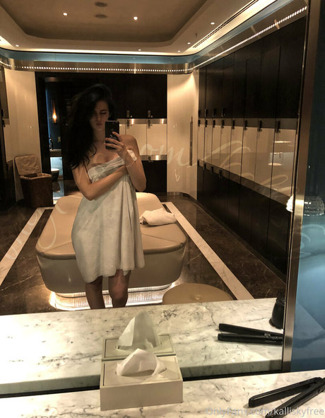 filles cosplay onlyfans plutôt sexy collection