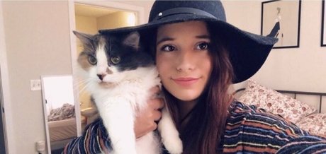 luckywithlola modèle de sexe des photos